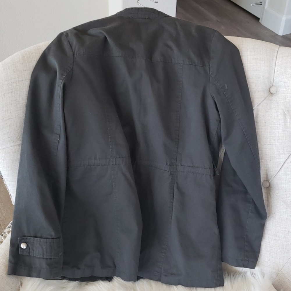 Light weight jacket - Picture 4 of 4